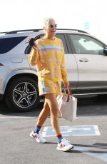 AMANDA KLOOTS Arrives at Dance Rehersals in Los Angeles 10/05/2021