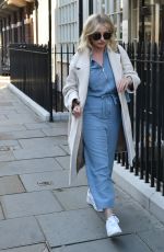 AMY HART Leaves Daniel Galvin Hair Salon in London 10/06/2021