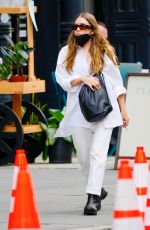 ASHLEY OLSEN Out for Lunch with Friends in New York 10/03/2021
