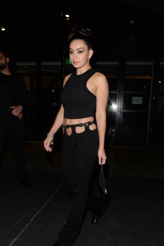 CHARLI XCX at Pandora ME Gig in London 10/22/2021