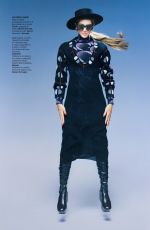 CHIARA FERRAGNI in Vogue Magazine, Italy October 2021