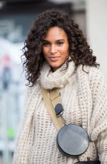 CINDY BRUNA Leaves L