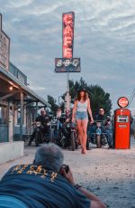 CINDY CRAWFORD Recreates Her Iconic 1992 Pepsi Ad, September 2021