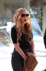 DREA DE MATTEO Leaves Il Pastaio in Beverly Hills 10/19/2021