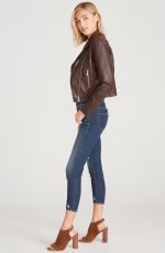 ELIZABETH TURNER for Vigoss USA 2021