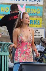 ELLE FANNING as Michelle Carter on the Set of New Hulu