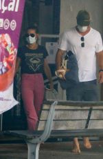 ELSA PATAKY and Chris Hemsworth Out Shopping in Byron Bay 09/14/2021