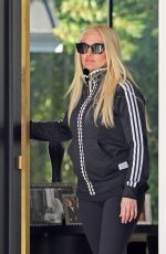 ERIKA JAYNE and LISA RINNA Arrives to Support Dorit Kemsley in Los Angeles 10/28/2021