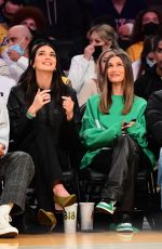 HAILEY and Justin BIEBER and KENDALL JENNER at Lakers vs Phoenix Suns Game in Los Angeles 10/22/2021