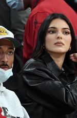 HAILEY and Justin BIEBER and KENDALL JENNER at Lakers vs Phoenix Suns Game in Los Angeles 10/22/2021