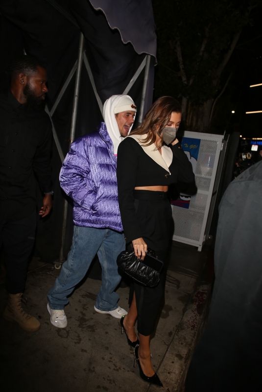 HAILEY and Justin BIEBER Leaves The Nice Guy in West Hollywood 10/19/2021