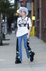 HALSEY Out with Her Baby in New York 10/05//2021