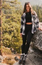 HELEN OWEN - Instagram Photos 10/13/2021