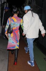 HENNESSY CAROLINA Arrives at Her Sister