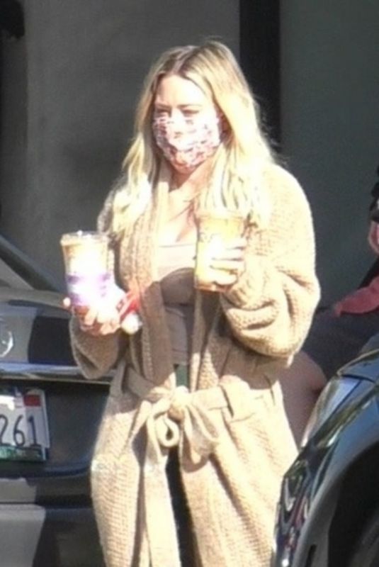 HILARY DUFF Out for Morning Coffee and Breakfast in Studio City 10/09/2021