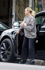HILARY DUFF Out with a Bouquet of Flowers in Los Angeles 10/07/2021