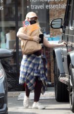 HILARY DUFF Shopping at Ralphs in Los Angeles 10/22/2021