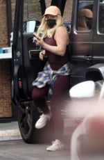 HILARY DUFF Shopping at Ralphs in Los Angeles 10/22/2021