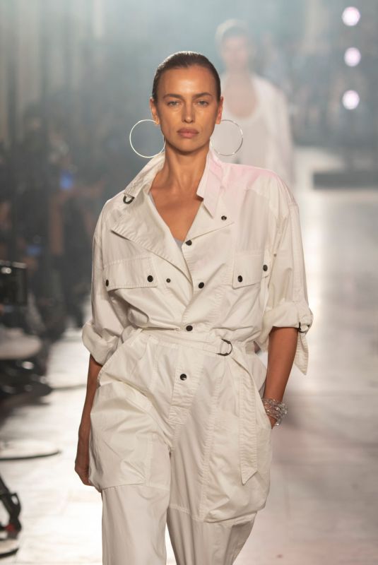 IRINA SHAY at Runway of Isabel Marant Womenswear Spring/Summer 2022 Show in Paris 09/30/2021