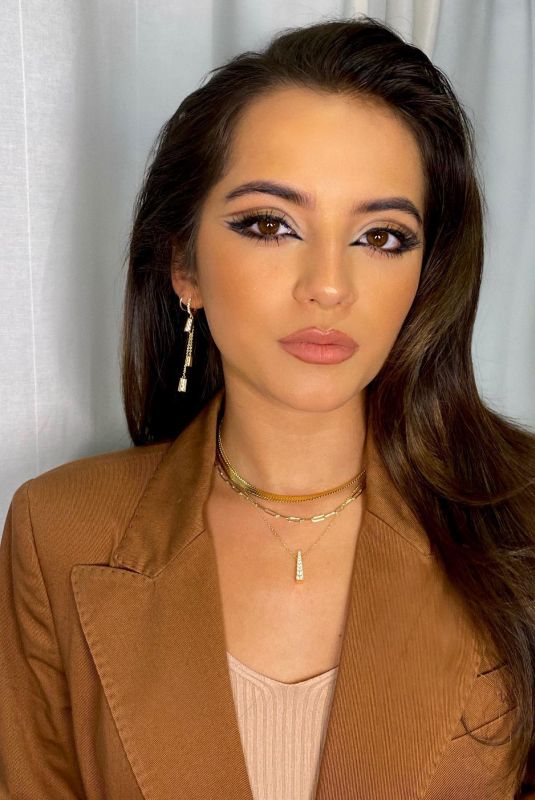 ISABELA MERCED – Instagram Photos 10/23/2021