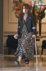 ISLA FISHER at St Vincent Clinic in Sydney 10/21/2021