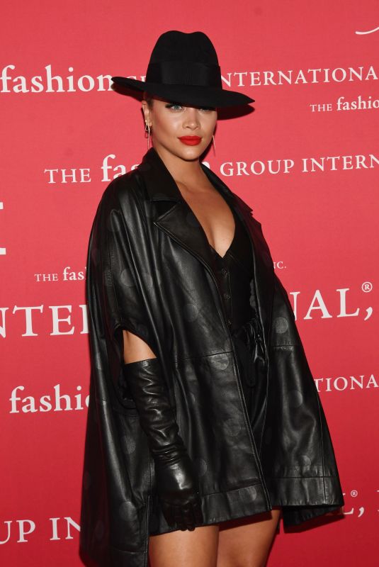 JASMINE SANDERS at Fashion Group International Night of Stars Gala in New York 10/13/2021