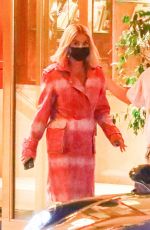 JENNIFER ANISTON, COURTENEY COX, LISA KUDROW and KATY PERRY and Orlando Bloom at Sunset Towers in Los Angeles 10/22/2021