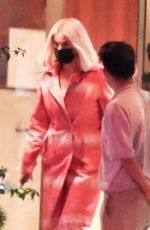 JENNIFER ANISTON, COURTENEY COX, LISA KUDROW and KATY PERRY and Orlando Bloom at Sunset Towers in Los Angeles 10/22/2021