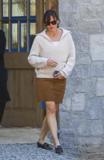 JENNIFER GARNER at Her New House Under Construction in Brentwood 10/22/2021