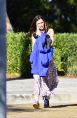 JENNIFER GARNER Out and About in Brentwood 10/26/2021