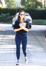 JENNIFER GARNER Out in Brentwood 10/08/2021
