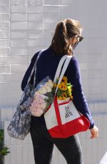 JENNIFER GARNER Out Shopping at Brentwood Farmer