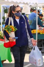 JENNIFER GARNER Out Shopping at Brentwood Farmer