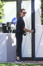 JENNIFER GARNER Out Visiting a Friend in Brentwood 10/27/2021