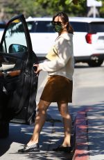 JENNIFER GARNER Pick up Her Son Samuel Affleck from School in Brentwood 10/13/2021