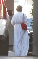 JENNIFER LOPEZ Out in Thousand Oaks 10/02/2021
