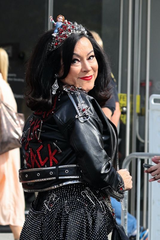 JENNIFER TILLY Arrives at New York Comic Con 10/11/2021