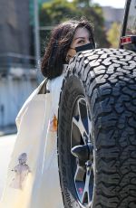 JESSIE J Leaves a Hair Salon in Beverly Hills 09/30/2021