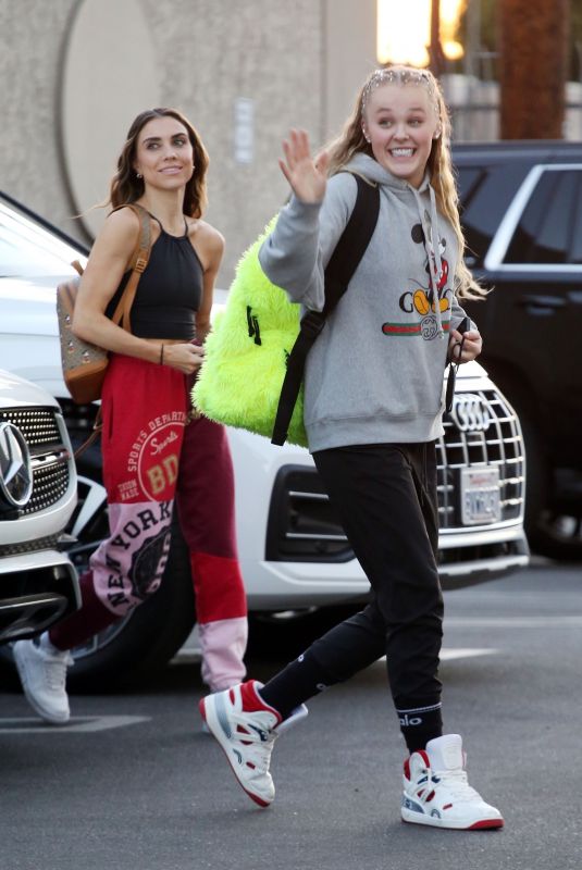 JOJO SIWA and JENNA JOHNSON Arrives at Dance Practice in Los Angeles 10/16/2021