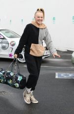 JOJO SIWA and JENNA JOHNSON Leaving Dance Practice in Los Angeles 10/23/2021