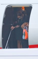JULIA ROBERTS Arrives in Sydney 10/23/2021