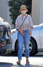 KAT PERRY Out Shopping in Santa Barbara 10/18/2021