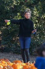 KATE HUDSON at a Pumpkin Patch in Santa Monica 10/14/2021