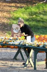 KATE HUDSON at a Pumpkin Patch in Santa Monica 10/14/2021