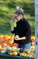 KATE HUDSON at a Pumpkin Patch in Santa Monica 10/14/2021