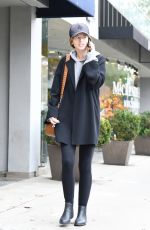 KATHERINE and CHRISTINA SCHWARZENEGGER Out for Brunch in Los Angeles 10/23/2021