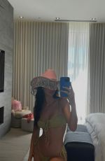 KENDALL JENNER in Bikini - Instagram Phoros 10/26/2021