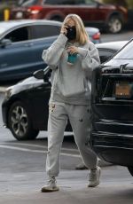 KHLOE KARDASHIAN Out in Woodland Hills 10/18/2021