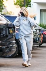 KHLOE KARDASHIAN Out in Woodland Hills 10/18/2021