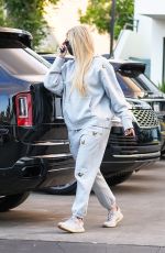 KHLOE KARDASHIAN Out in Woodland Hills 10/18/2021